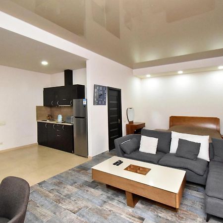 Yars Apartments Yerevan Bagian luar foto