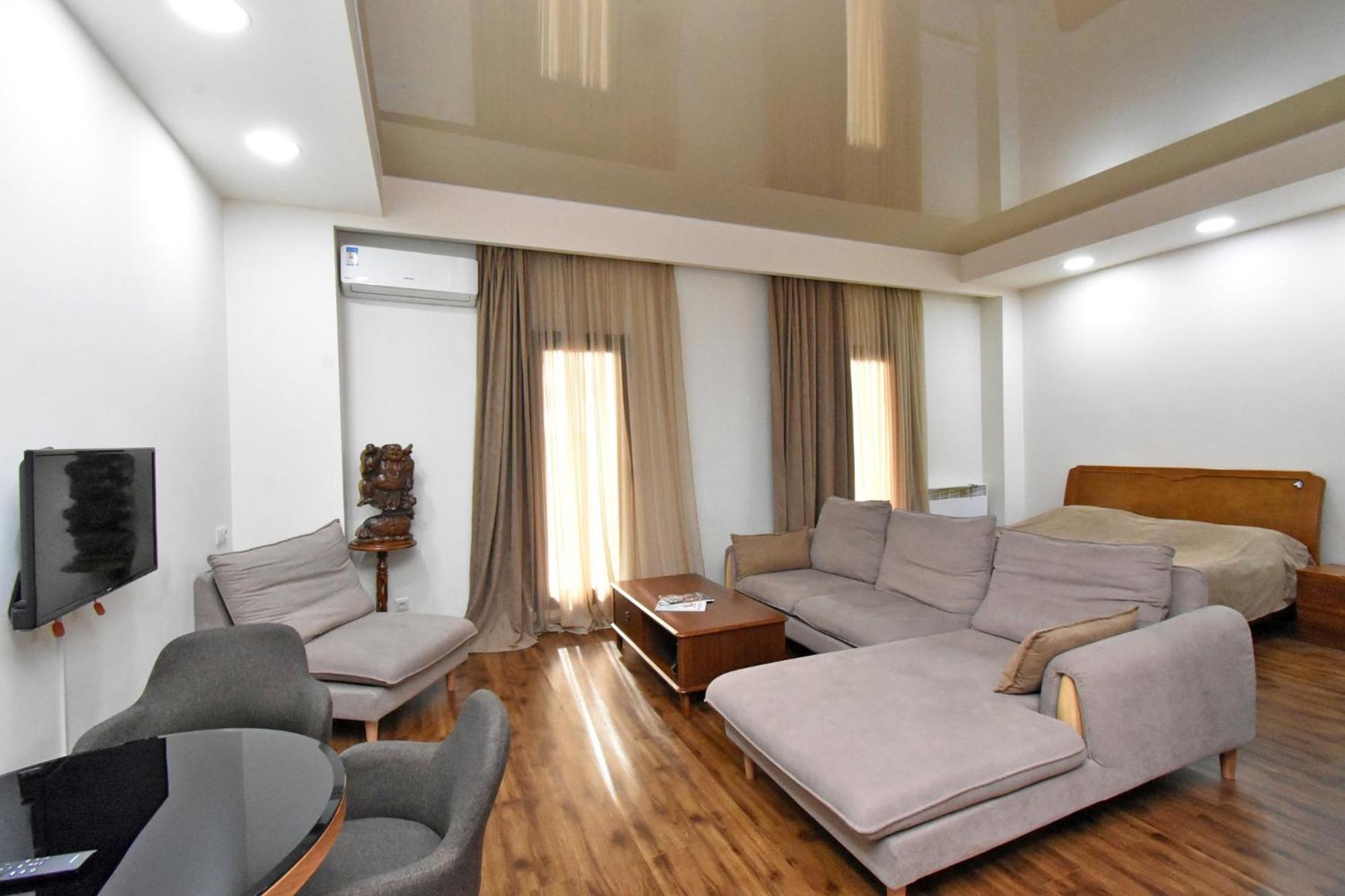 Yars Apartments Yerevan Bagian luar foto